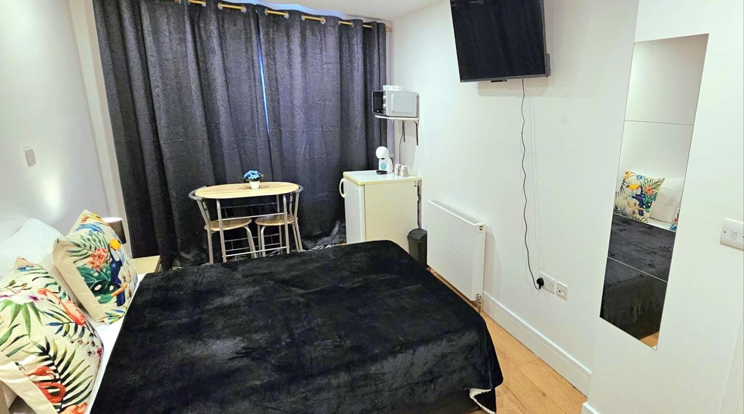 Quarto em Acomodações Particulares Penelope Ensuite Double Londres
