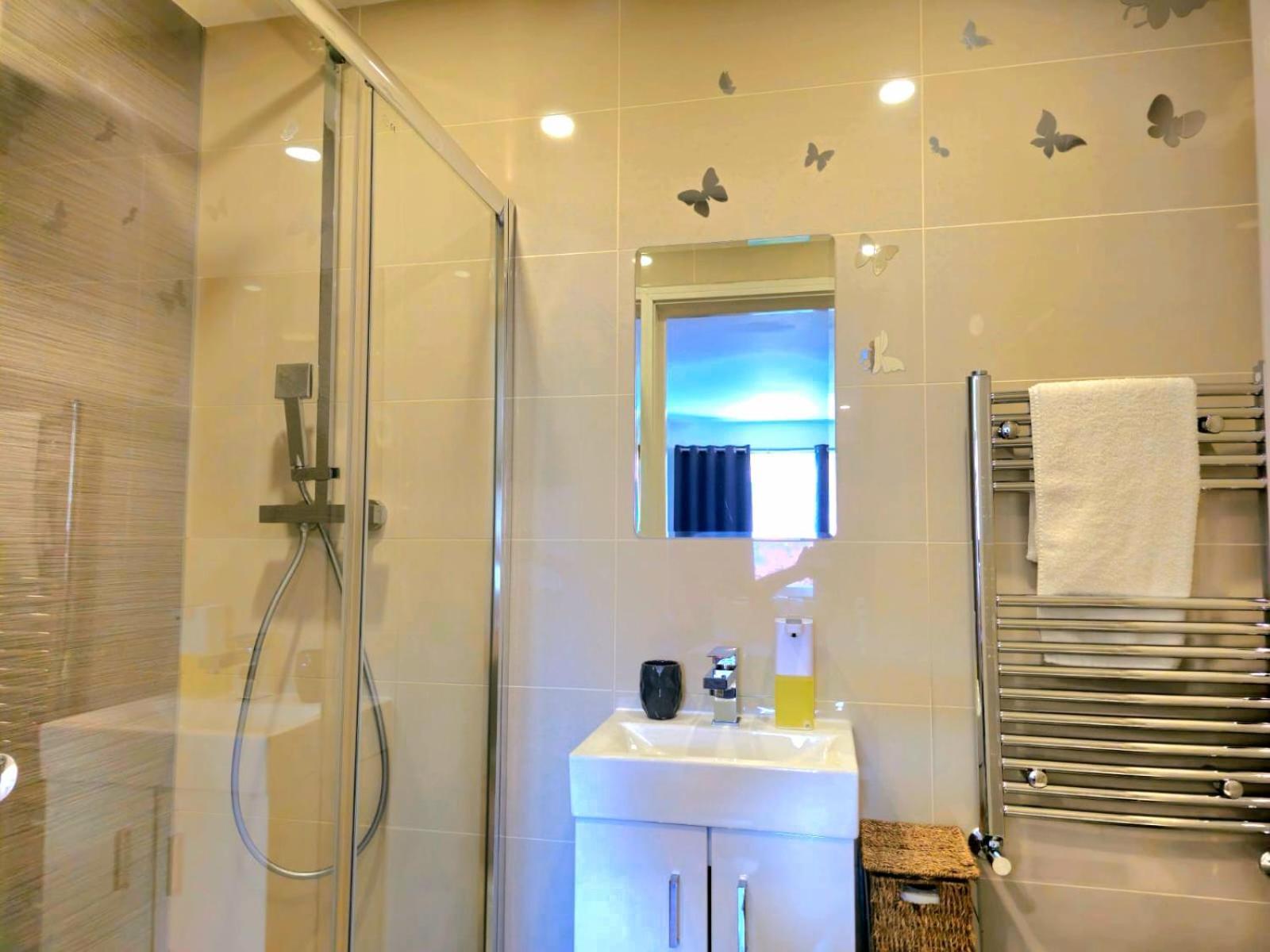 Quarto em Acomodações Particulares Penelope Ensuite Double Londres